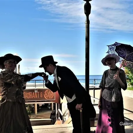 Anna דירה אופטיה