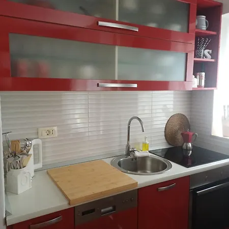 Anna Apartment